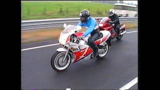 Performance Bikes FZR1000 vs ZZR1100 1990s [upl. by Ennaus494]