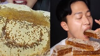 Eating honeycomb WTF BUT VERY SATISFYING [upl. by Herates]