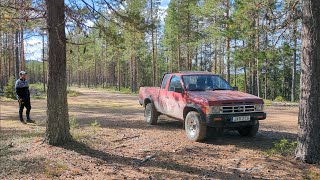 WE BOUGHT A CAR AGAIN nissantruck 1991 King Cab d21 hardbody pickup 4x4 4x4offroad redcar [upl. by Aluk]