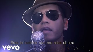 Samo  Así Como Si Nada Lyric Video [upl. by Adnauqahs]