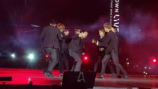 190119 EXO “엑소 KoKoBop”  SMTOWN Special Stage in Santiago 2019 [upl. by Leaper518]