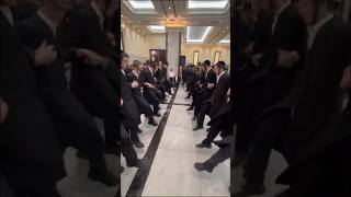 Hasidic Jews dancing to Lipa Schmeltzer’s new song Al Yisroel israel [upl. by Neeron950]