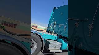 18 Wheeler trucks truckers rigs heavyhauler semitruck semi [upl. by Aicak]