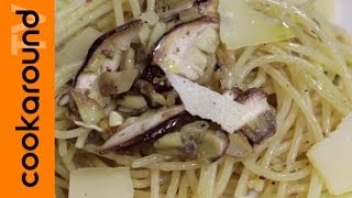 Spaghetti con funghi porcini crudi [upl. by Irmo611]