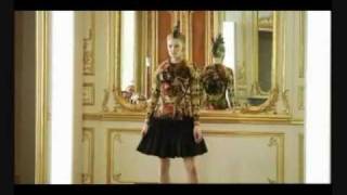 Alexander McQueen FallWinter 20102011 HQ Full Show with Music Part I [upl. by Nonek]