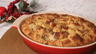 Panettone Bread Pudding Recipe  Laura Vitale  Laura in the Kitchen Episode 272 [upl. by Couchman]