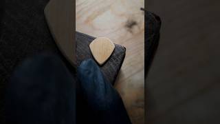 Touches over Boxwood JazzIII ErgOz guitarpick guitar customguitar wooden madeinitaly plectrier [upl. by Plunkett]