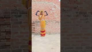 Kudi kuwari tere pichhe pichhe bollywood song music dance youtubeshorts [upl. by Davide]