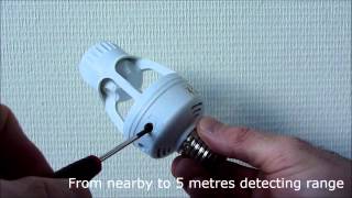 EcoSavers PIR Sensor Lamp Base Productvideo [upl. by Eugor]