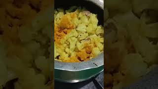 Cauliflower curryyoutubeshort video cookingshorts [upl. by Thurnau]