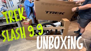 TREK Slash 99 Unboxing [upl. by Anelrats]