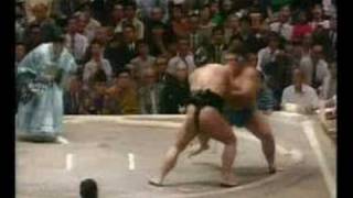 Takatoriki vs Chiyonofuji  Natsu 1991 貴闘力 対 千代の富士 [upl. by Akirea847]