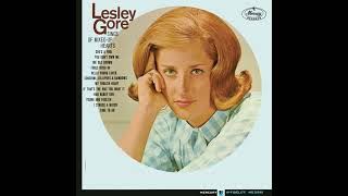 Lesley Gore  Sunshine Lollipops and Rainbows [upl. by Eentihw]