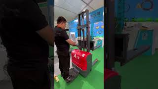 Full electric pallet stacker electricpalletstacker electricstacker electricstackertruck [upl. by Schoenfelder268]