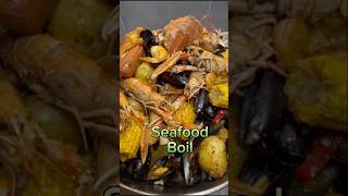 أحلى طريقه للكابوريا والمحار والجمبري والاستاكوزاSeafood Boil youtubeshorts recipe seafood [upl. by Atrahc876]