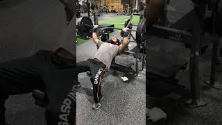 Incline bench press set 225lbs 102kg [upl. by Bonnee]