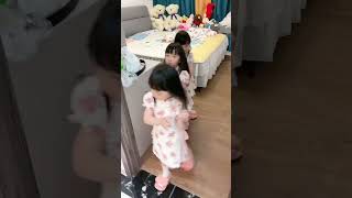 爸爸不在家，三胞胎起床自律的两小时👧👧👧 家有萌娃 三胞胎vlog 爸爸帶娃記 lovelybaby lovely [upl. by Somar]