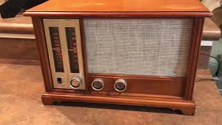 Zenith X334 AMFM Tube Radio Demonstration [upl. by Yruama]