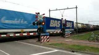 Railroad Crossing NewtonwegRoadBlerickDutch 1 [upl. by Atteugram]