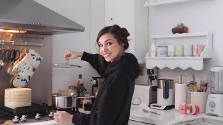 Marzia makes popcorn CutiePieMarziaрусские субтитрыrus sub [upl. by Nairb]