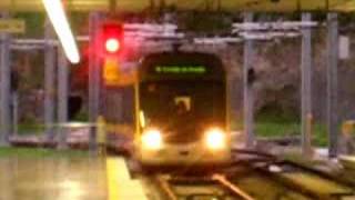 Metro do Porto line A Train entering Trindade station [upl. by Coppock]