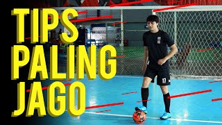 7 TIPS JADI PEMAIN FUTSAL PALING JAGO [upl. by Lotsirb]