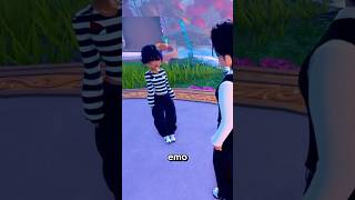 eres emo roblox dresstoimpress larosadeguadalupe skit [upl. by Lalad]