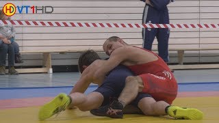 Ringen Bayerische Meisterschaft 2017 Junioren  Männer GrRö  71kg Nord R1 [upl. by Sheeree]