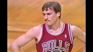 NBA Playoffs 19851986  Boston Celtics vs Chicago Bulls 1ra Parte  2da Partido [upl. by Ayatnahs]