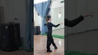 Cha cha chasse technique  slow basic cha cha [upl. by Enomyar]