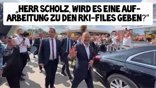 „Herr Scholz wird es eine Aufarbeitung zu den RKIFiles geben“ Kanzler flüchtet vor Fragen Vechta [upl. by Lenod]