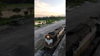 Train journey whatsapp status Indian railwayshorts train viral indianrailways whaysappstatus [upl. by Ardnoid]