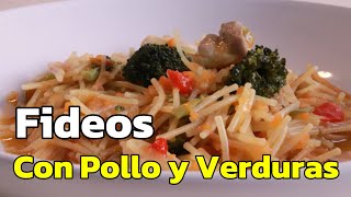 Fideos con pollo y verduras  recetasdecocina [upl. by Yettie523]