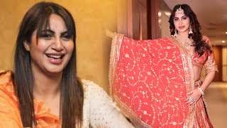 Arshi Khan अपने बर्थडे पर बदलेंगी धर्म नीम करोली बाबा की बन गई हैं भक्त दर्शन करने के लिए पहुंचीं [upl. by Ddene]