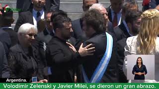 Volodímir Zelenski y Javier Milei se dieron un gran abrazo [upl. by Wong753]