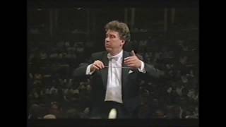 Tchaikovsky Italian Caprice  Vassily Sinaisky conducts [upl. by Kerrison]