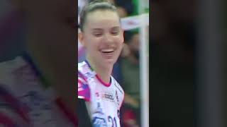 INCREDIBILE ALZATA DA TERRA DI CATERINA BOSETTI 😍 bagher challenge volley seriea volleyball [upl. by Belcher]