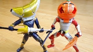 バナナオレンジだ！鎧武とバロンの鎧を着せ替え レビュー！ACアームズチェンジシリーズ 仮面ライダー鎧武ガイム [upl. by Olra]