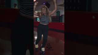 Grind me with 🗣️🎶 music hiphop love chicago rollerskating neyo prettyricky rnb rnbmusic [upl. by Elysia]