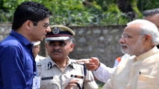 IAS officer denies defence on WhatsApp over meeting PM Modi in casuals [upl. by Holcman178]