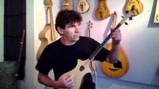 Maurache guitare sarrazine ou citole médievale de Philippe Berne luthier [upl. by Monty]