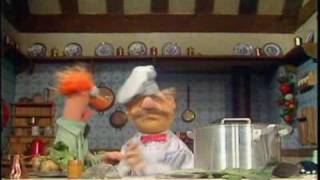 The Muppet Show Swedish Chef tries to make soup ep514 [upl. by Siraval]