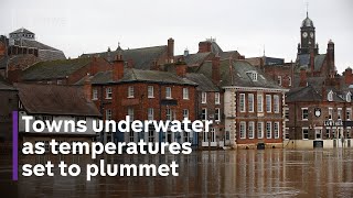 UK flooding towns underwater as temperatures set to plummet [upl. by Nirda]