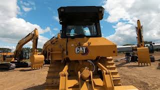 Cat® D5  Walkaround  Tractor de Cadenas [upl. by Laehcimaj]