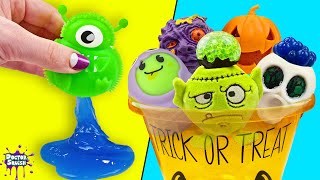 Lets Make Trick or Treat Soup with Whats Inside Squishies Docs Playhouse [upl. by Eadie]