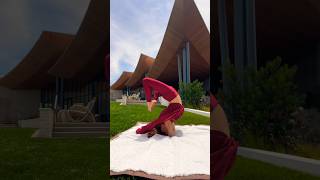 yogagirl yogagirlsdaily yoga yogapose yogateacher backbend [upl. by Leffen]