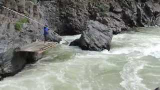 Spring chinook salmon dipnetter on Klickitat River [upl. by Amarillis]