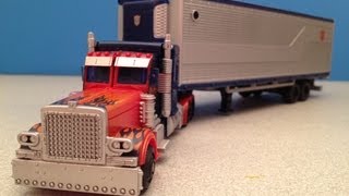 Video Review of Transformers Revenge of the Fallen movie toy Ransack [upl. by Savvas]