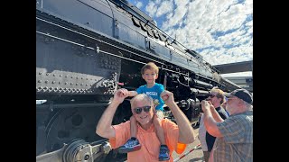 The Union Pacific 4014 quotBig Boyquot In Houston [upl. by Sutelc535]