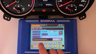 Kia Stonic 2017 OBD2 programming with Enigmatool [upl. by Dirtsa]